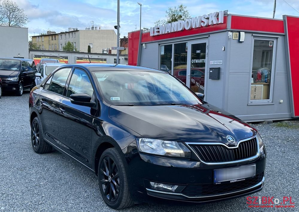 2017' Skoda Rapid 1.0 Tsi Ambition photo #1