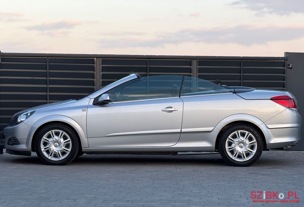2006' Opel Astra 1.6 Enjoy photo #3