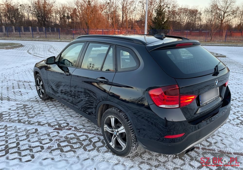 2013' BMW X1 Xdrive20I photo #3