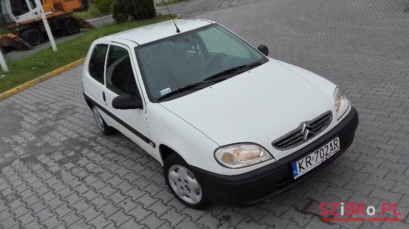 1999' Citroen Saxo photo #1