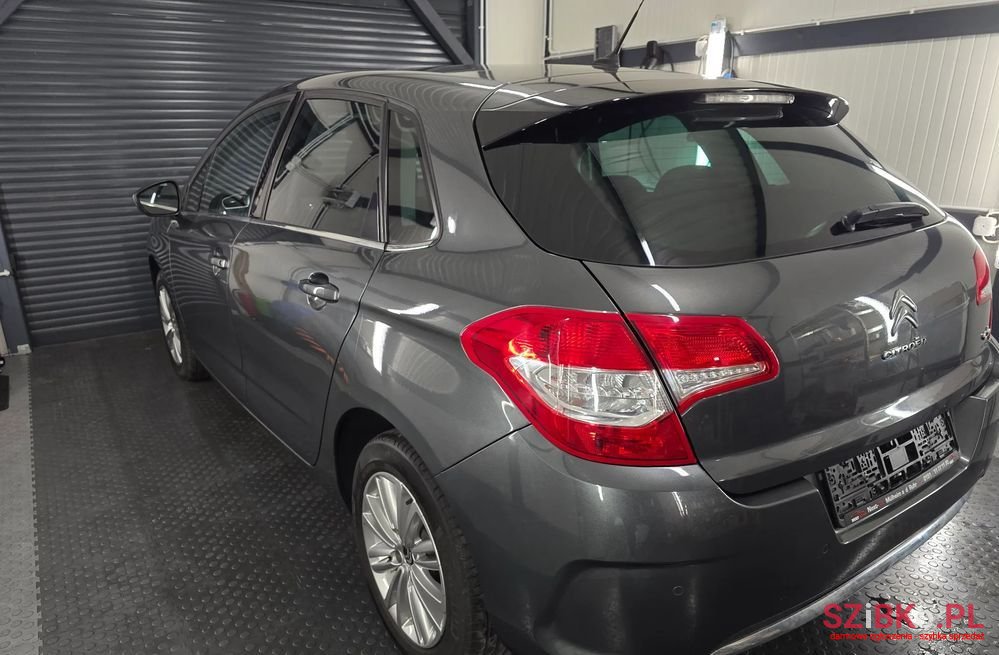 2011' Citroen C4 Vti 120 Style photo #6