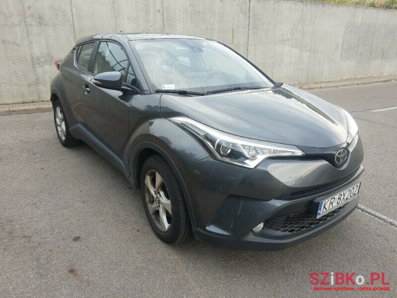 2016' Toyota C-HR photo #4