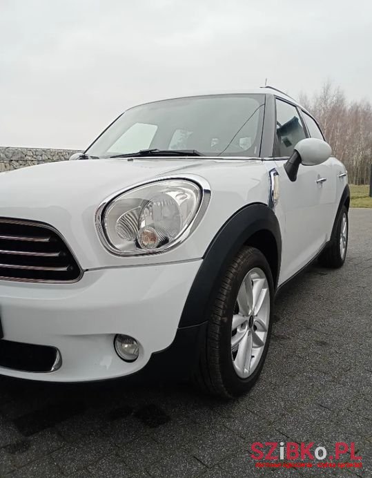 2011' MINI Countryman photo #2