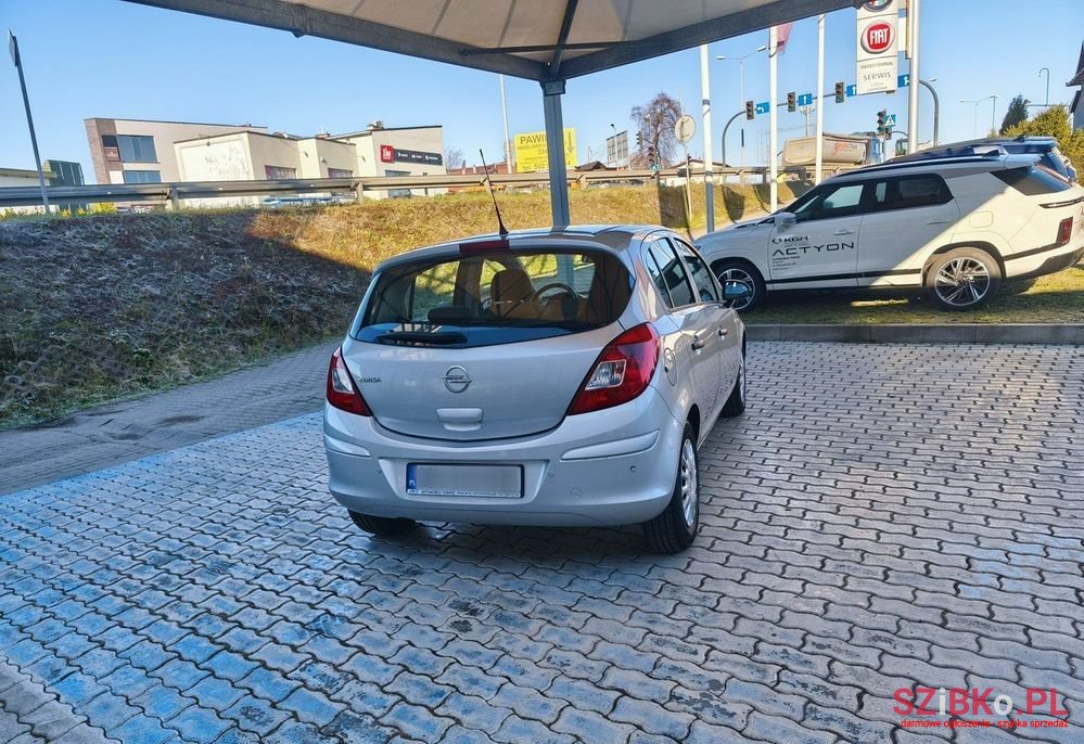 2014' Opel Corsa photo #6