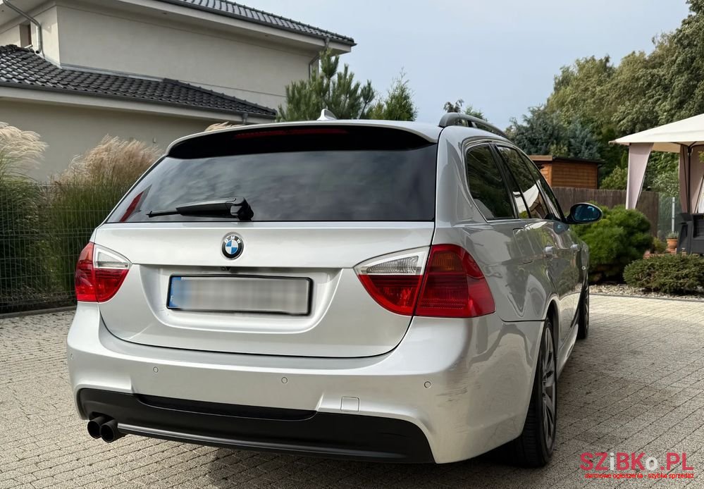 2007' BMW 3 Series 325Xi Touring photo #5