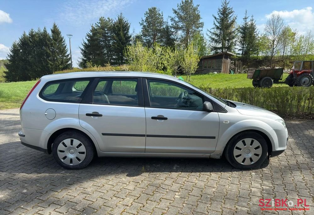 2005' Ford Focus photo #6