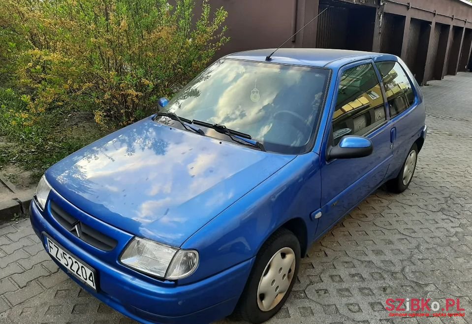 1999' Citroen Saxo photo #1