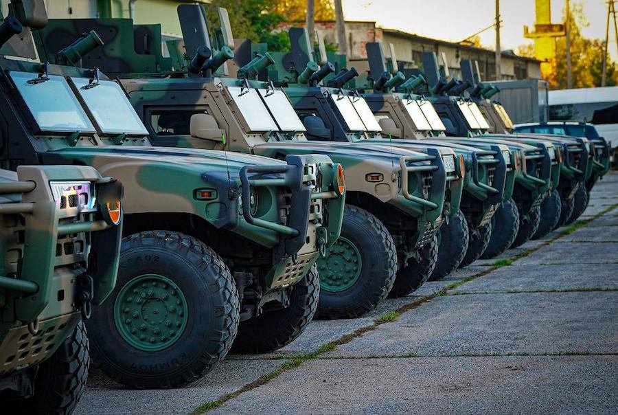 Legwan wjeżdża do polskiej armii. Kontrakt wart miliardy złotych