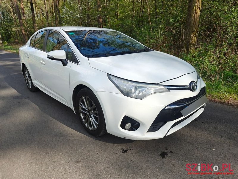 2016' Toyota Avensis photo #1