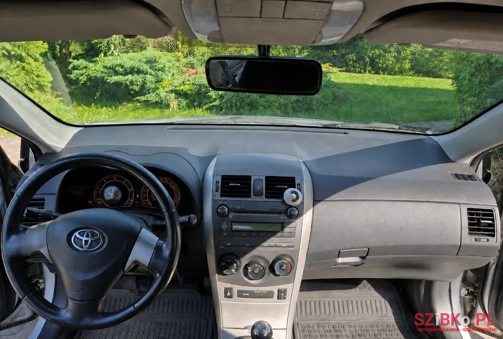 2008' Toyota Corolla 1.4 D-4D Luna photo #5