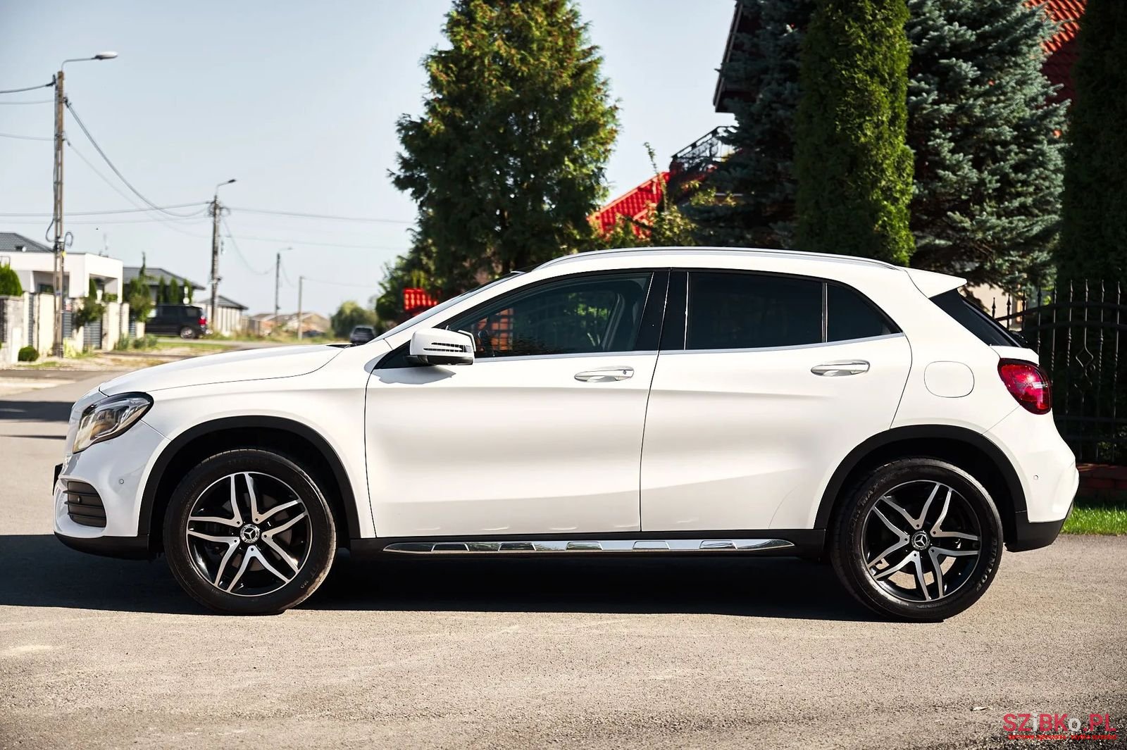 2018' Mercedes-Benz GLA photo #4