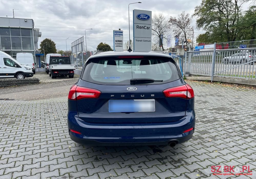 2020' Ford Focus photo #5