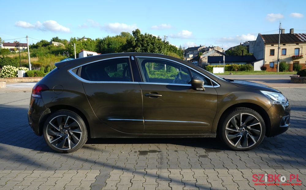 2013' Citroen DS4 photo #4