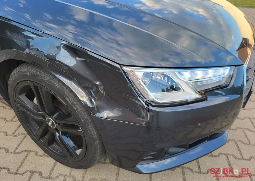 2016' Audi A4 photo #2