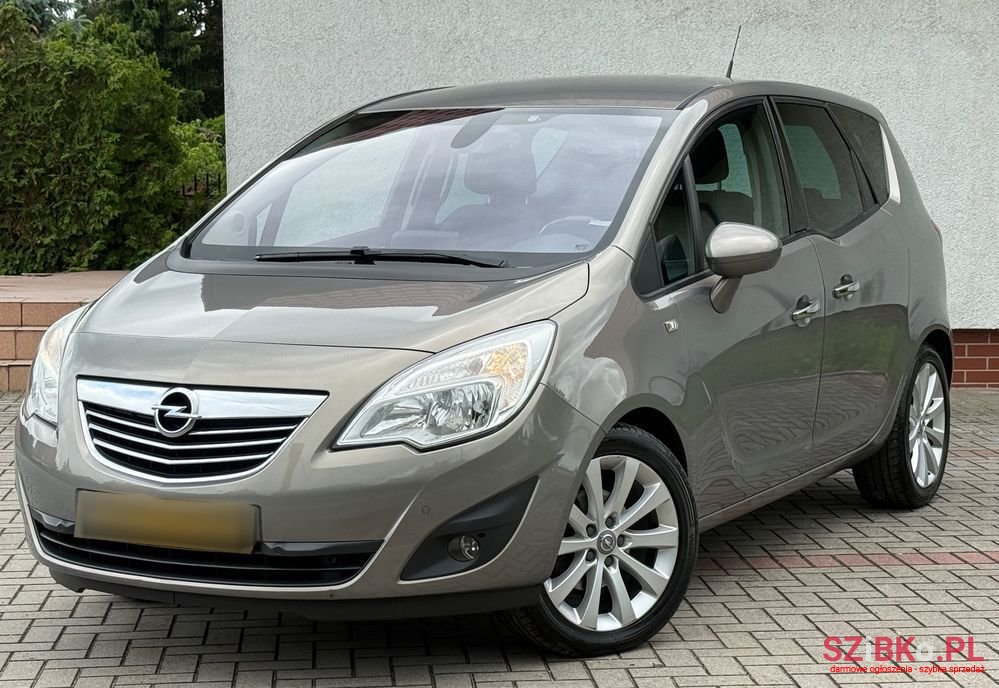 2010' Opel Meriva 1.4 T Cosmo photo #2