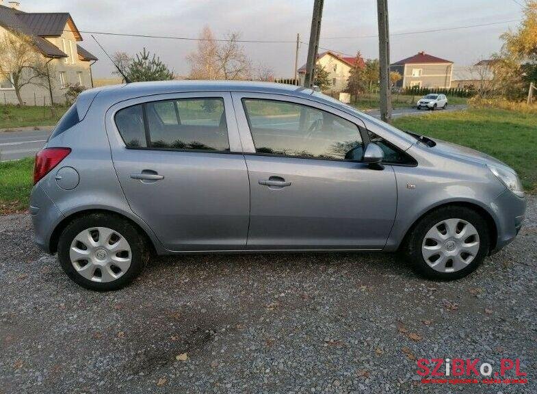 2008' Opel Corsa photo #1