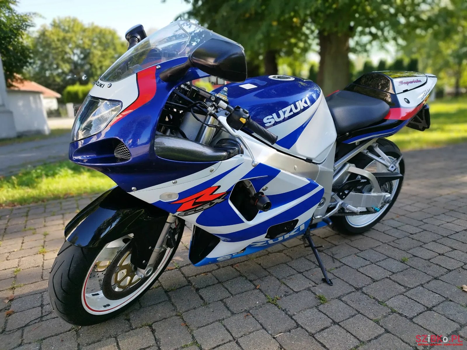 2000' Suzuki GSX-R photo #1