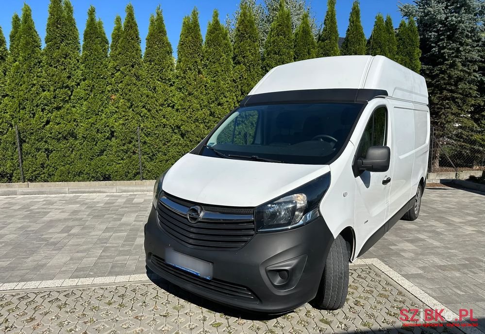 2015' Opel Vivaro photo #2