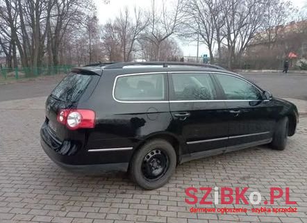 2006' Volkswagen Passat photo #3