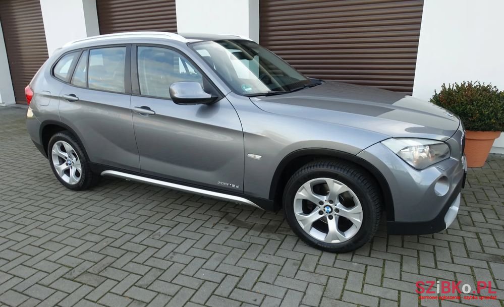 2011' BMW X1 photo #5