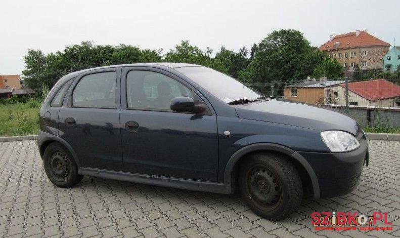 2002' Opel Corsa photo #1