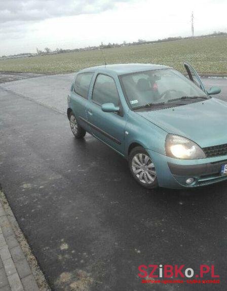 2003' Renault Clio photo #1