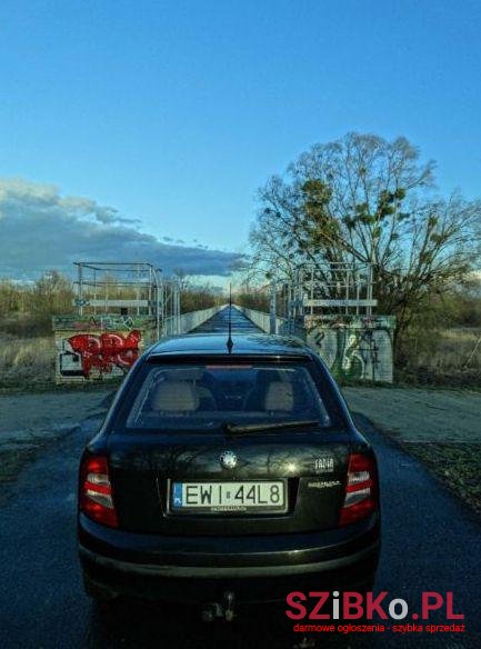 2002' Skoda Fabia photo #2