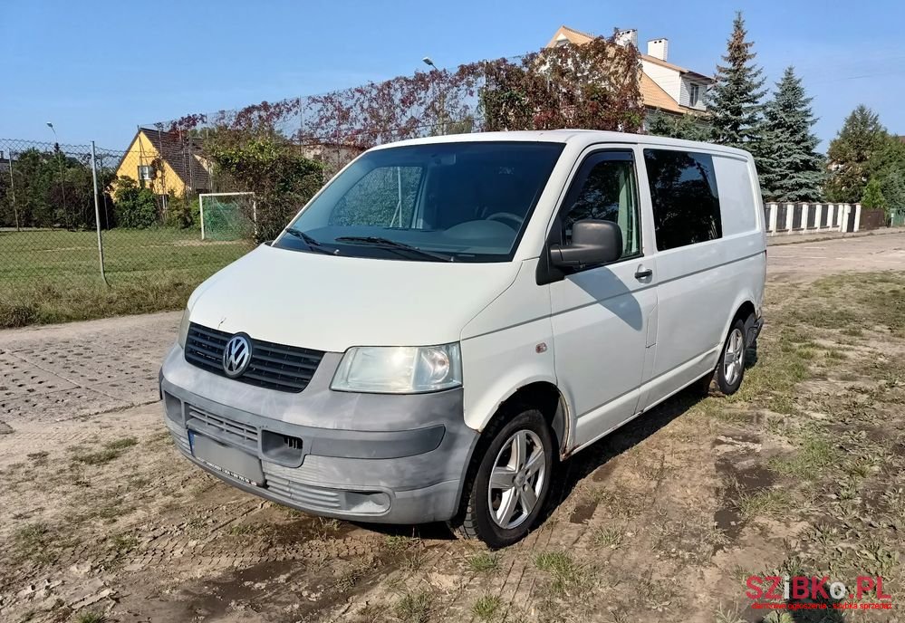 2008' Volkswagen Transporter photo #1