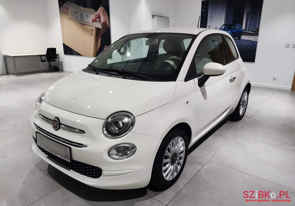 2020' Fiat 500 1.0 Hybrid Pop photo #1
