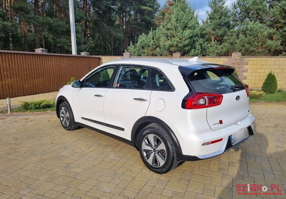 2018' Kia Niro photo #5