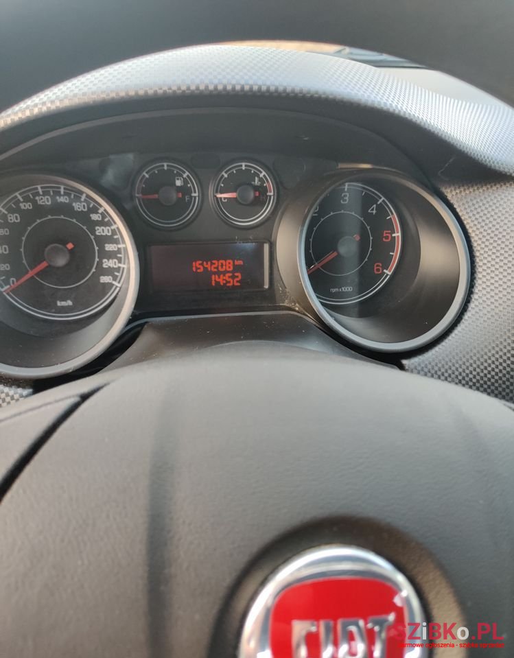 2010' Fiat Bravo 1.9 Multijet Active photo #3