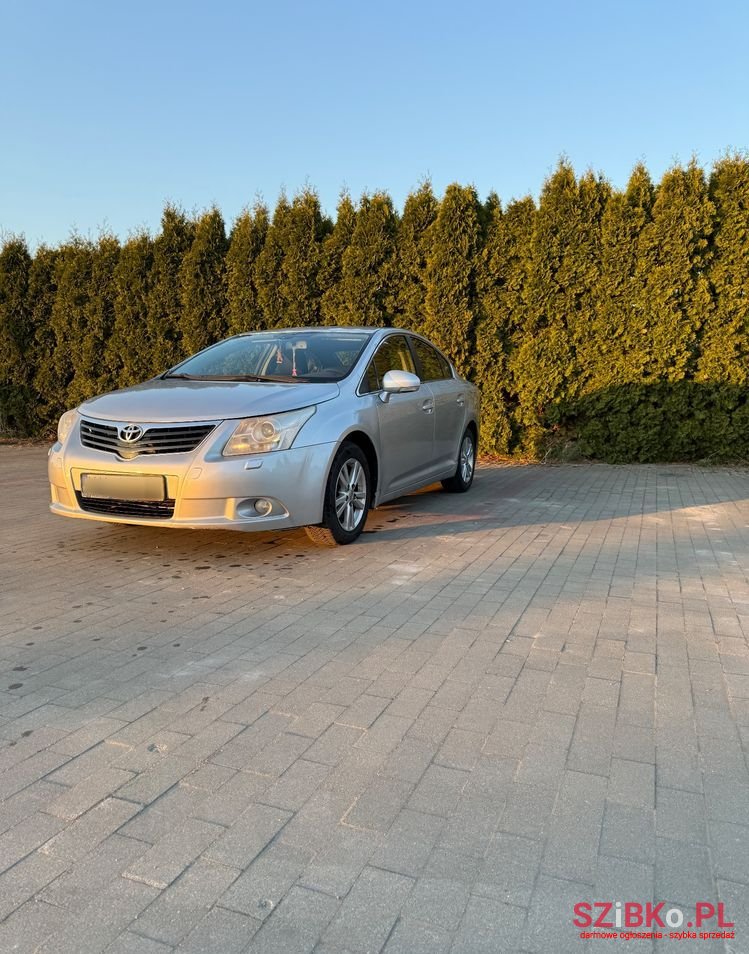 2009' Toyota Avensis 2.0 D-4D Luna photo #2