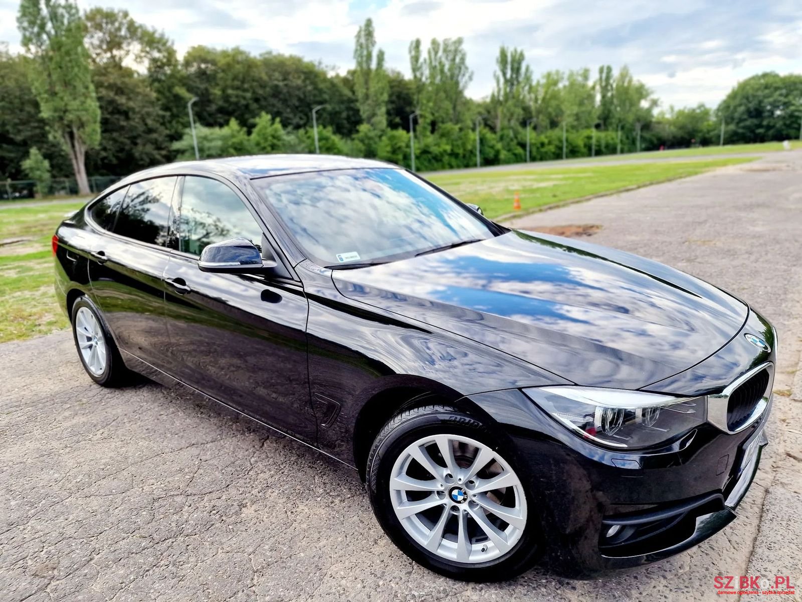 2018' BMW 3 Series photo #6