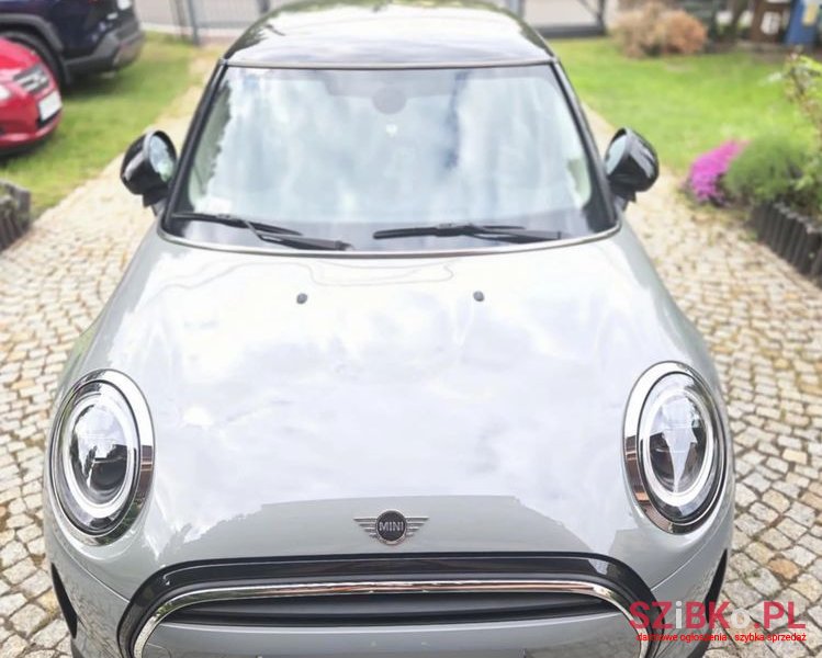 2021' MINI Cooper photo #4