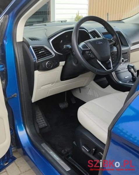 2018' Ford Edge photo #4