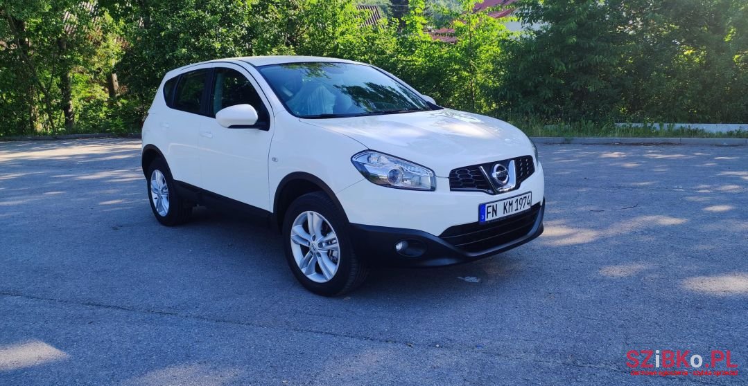 2011' Nissan Qashqai photo #1