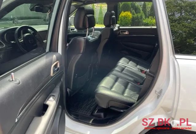 2014' Jeep Grand Cherokee photo #2