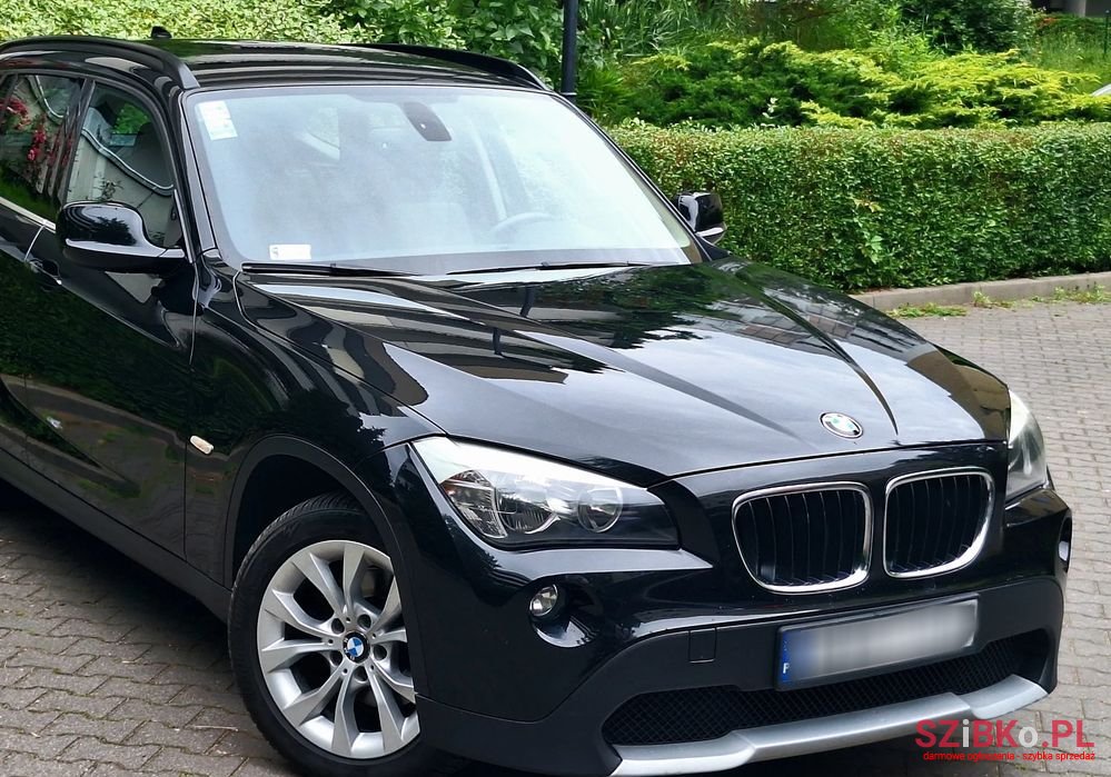 2011' BMW X1 Xdrive18D photo #1