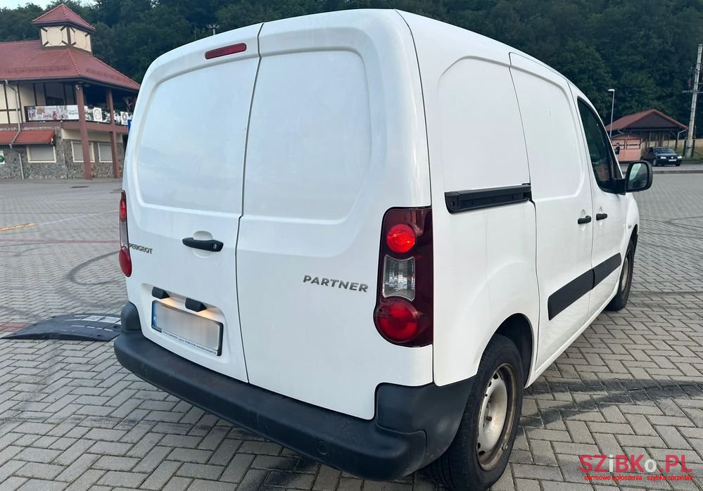 2017' Peugeot Partner photo #6