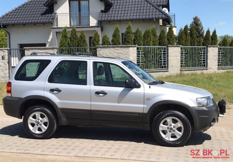 2006' Ford Maverick photo #3