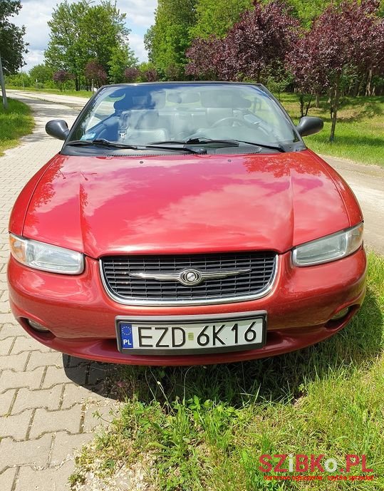 2000' Chrysler Stratus photo #4