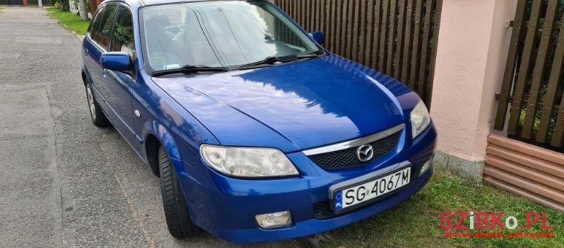 2001' Mazda 323 photo #1