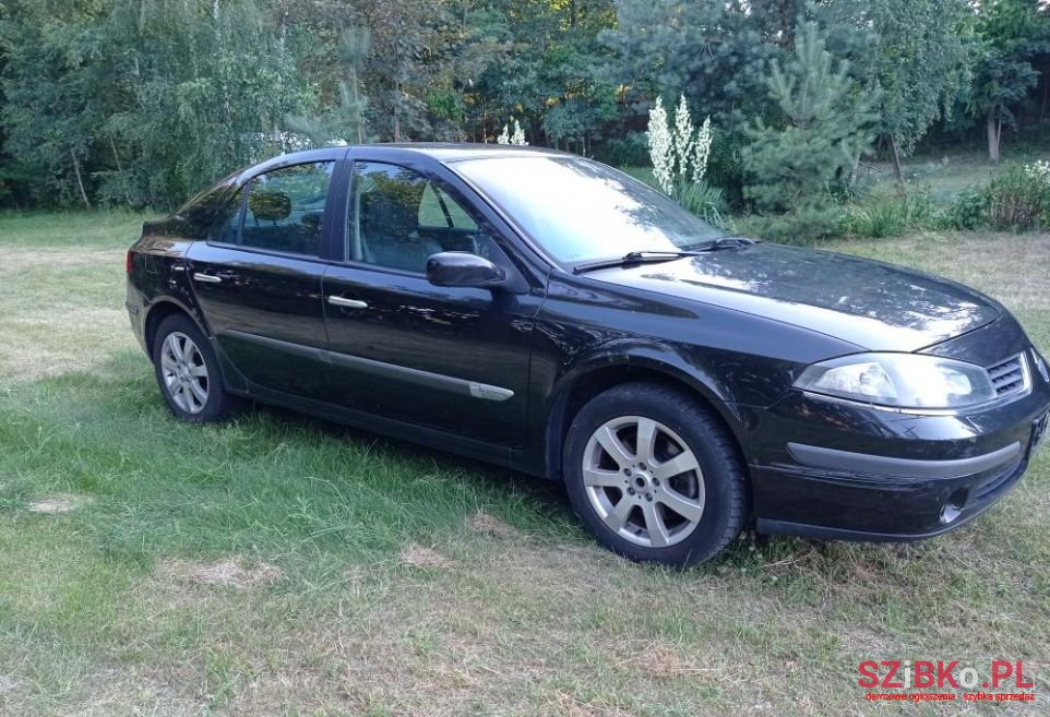 2008' Renault Laguna photo #6