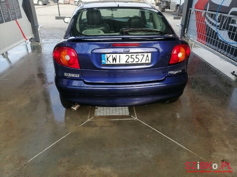 2002' Renault Megane photo #3