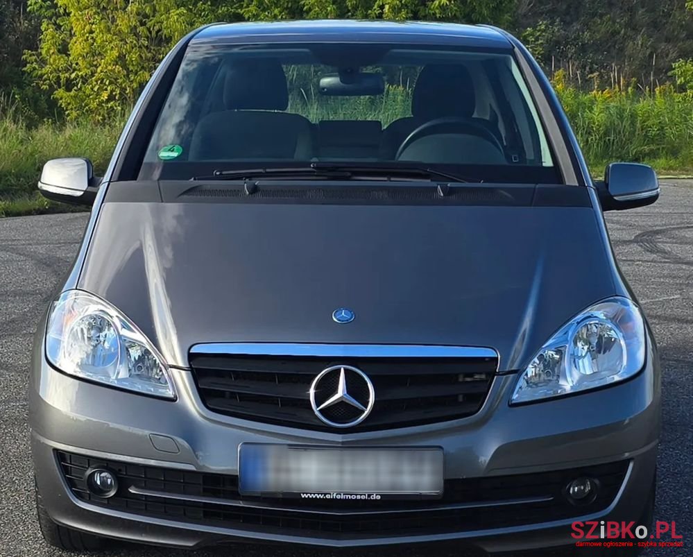 2010' Mercedes-Benz A-Class photo #1