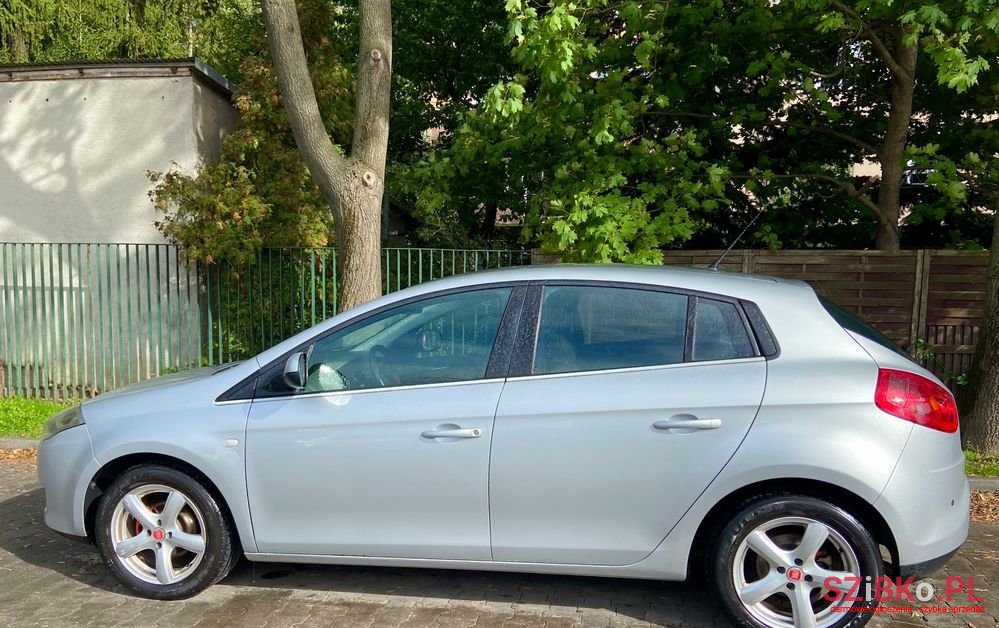 2010' Fiat Bravo 1.4 16V Active photo #5