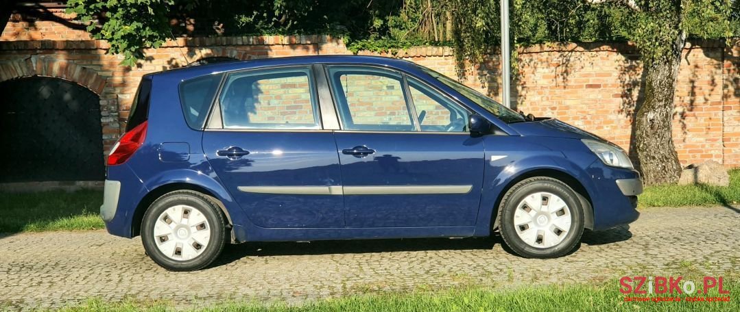 2007' Renault Scenic photo #2