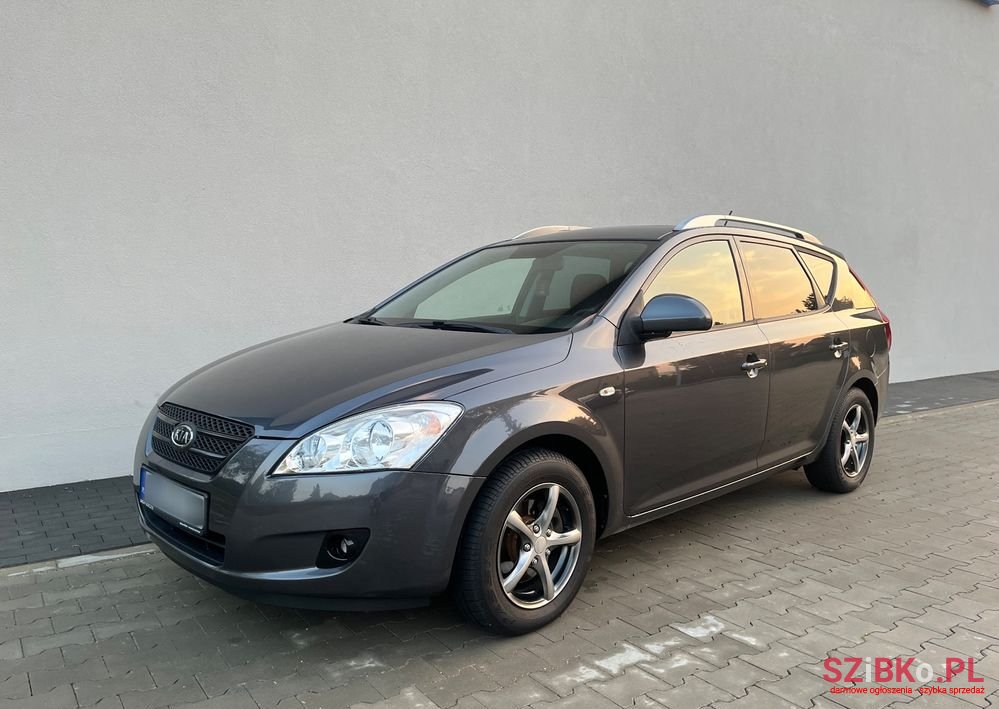 2009' Kia Ceed Optimum photo #1