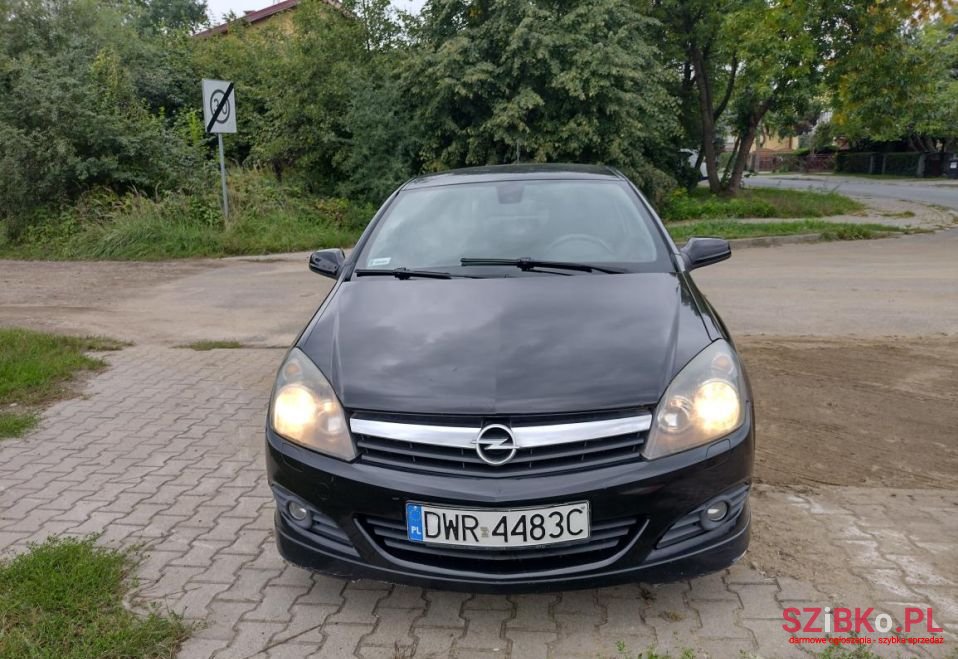 2007' Opel Astra photo #2