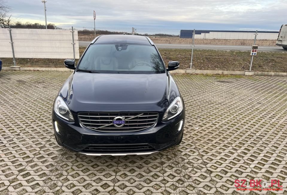 2017' Volvo Xc 60 photo #2